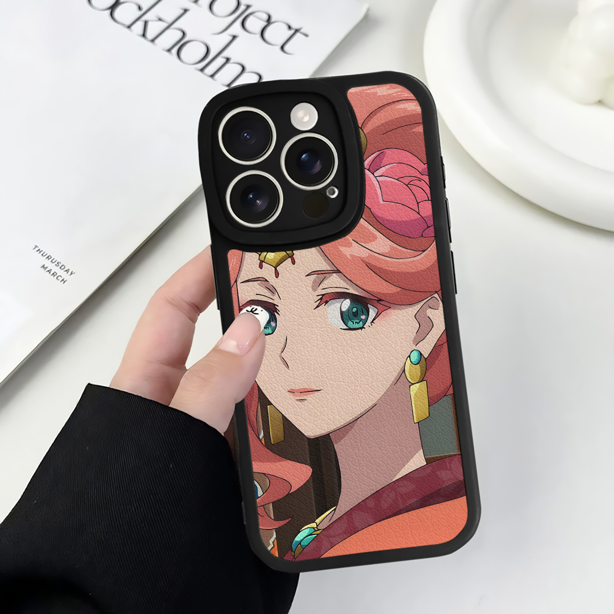 薬屋のひとりごと The Apothecary Diaries 【iPhone 16シリーズ対応】シリコンスマホケース（レザー調） 材質：シリコン